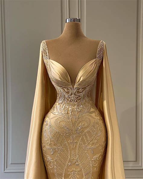 modelroyalofficial